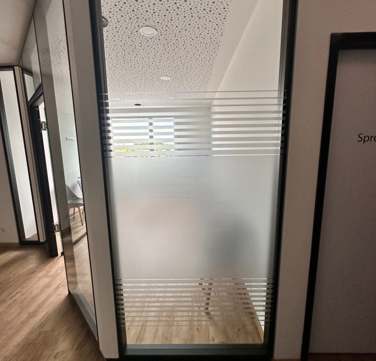 Schaltbare Folie Schaltbarer Sichtschutz Smart Glass